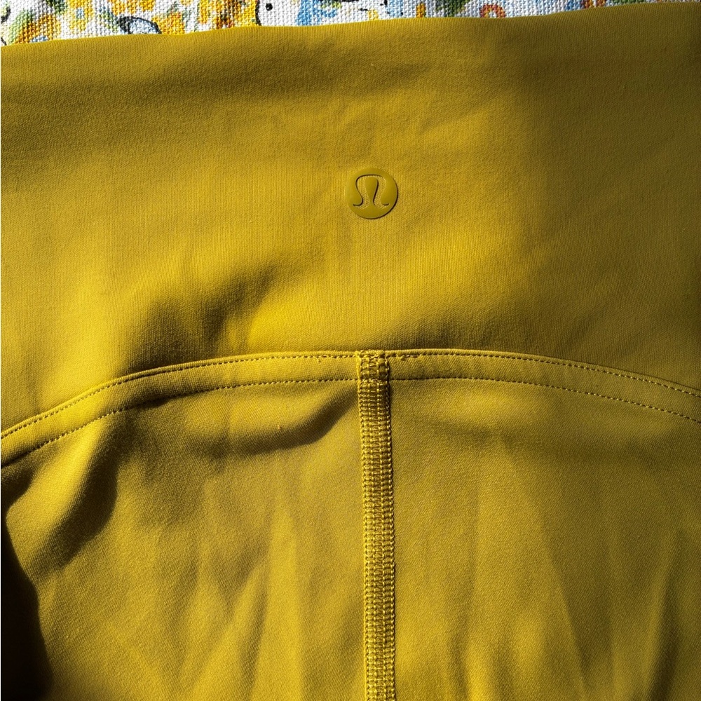 lululemon athletica Olive High-Rise Leggings - Picture 3 of 4